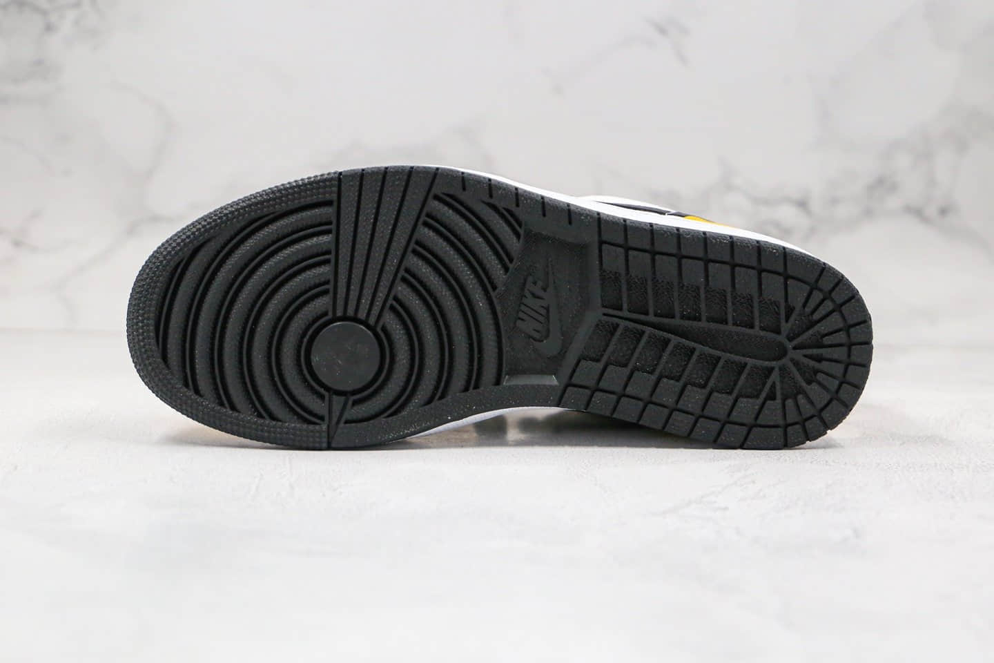 乔丹Air Jordan 1 Low Laser Orange纯原版本低帮AJ1帆布拼接皮面白黄色内置气垫原盒原标 货号:CZ4776-107