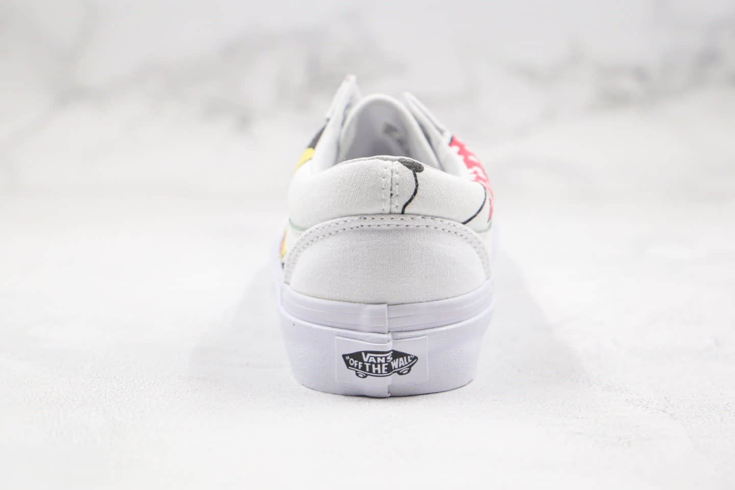 万斯Disney x Vans Old Skool公司级版本迪士尼米老鼠联名款板鞋白色原标原盒 货号:VN000D3HY28