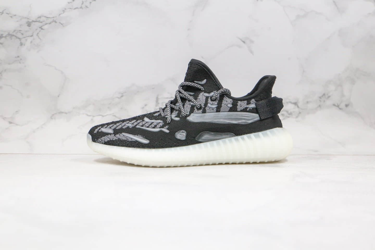 阿迪达斯Adidas Yeezy 350 V3 white water drop纯原版本椰子350V3水滴新斑马黑白奥利奥配色原厂巴斯夫爆米花大底 货号:FC9219