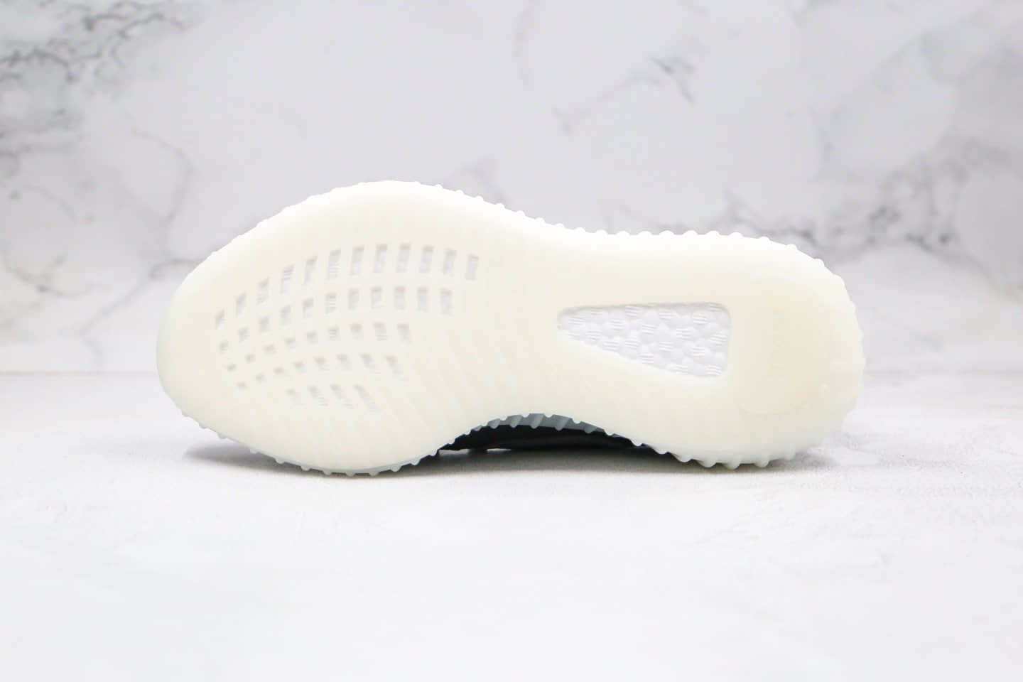 阿迪达斯Adidas Yeezy 350 V3 white water drop纯原版本椰子350V3水滴新斑马黑白奥利奥配色原厂巴斯夫爆米花大底 货号:FC9219