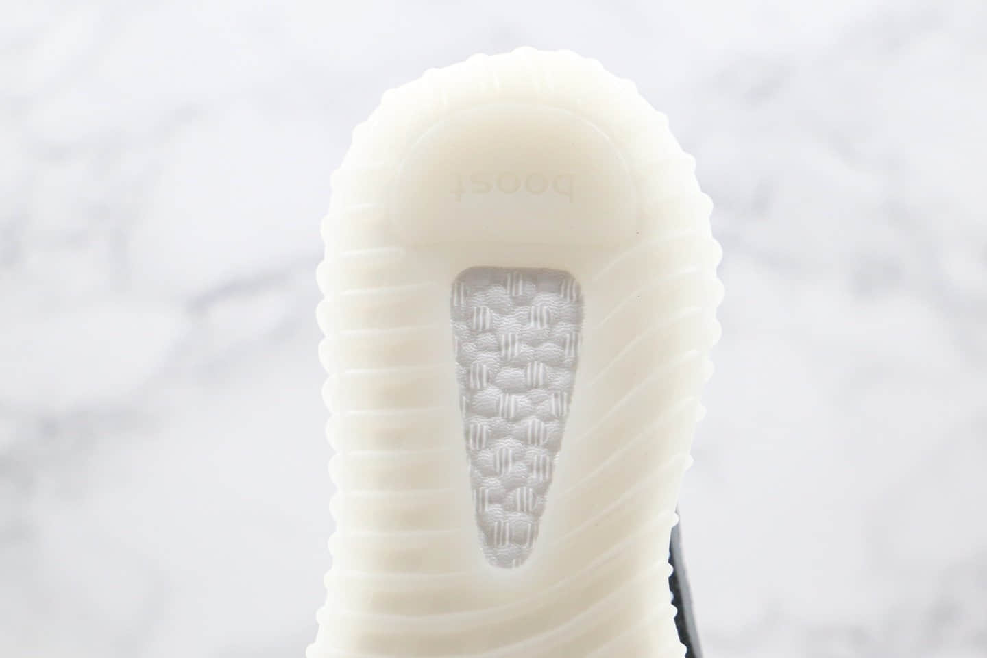 阿迪达斯Adidas Yeezy 350 V3 white water drop纯原版本椰子350V3水滴新斑马黑白奥利奥配色原厂巴斯夫爆米花大底 货号:FC9219