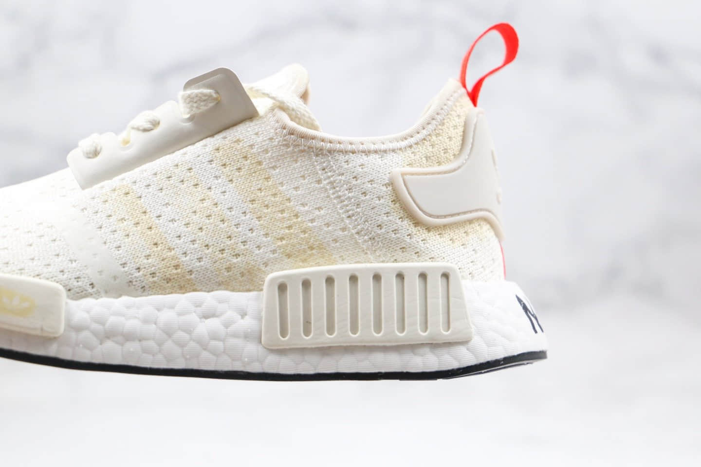 阿迪达斯adidas originals NMD_R1纯原版本三叶草缓震跑鞋米白色真爆大底 货号：G27938