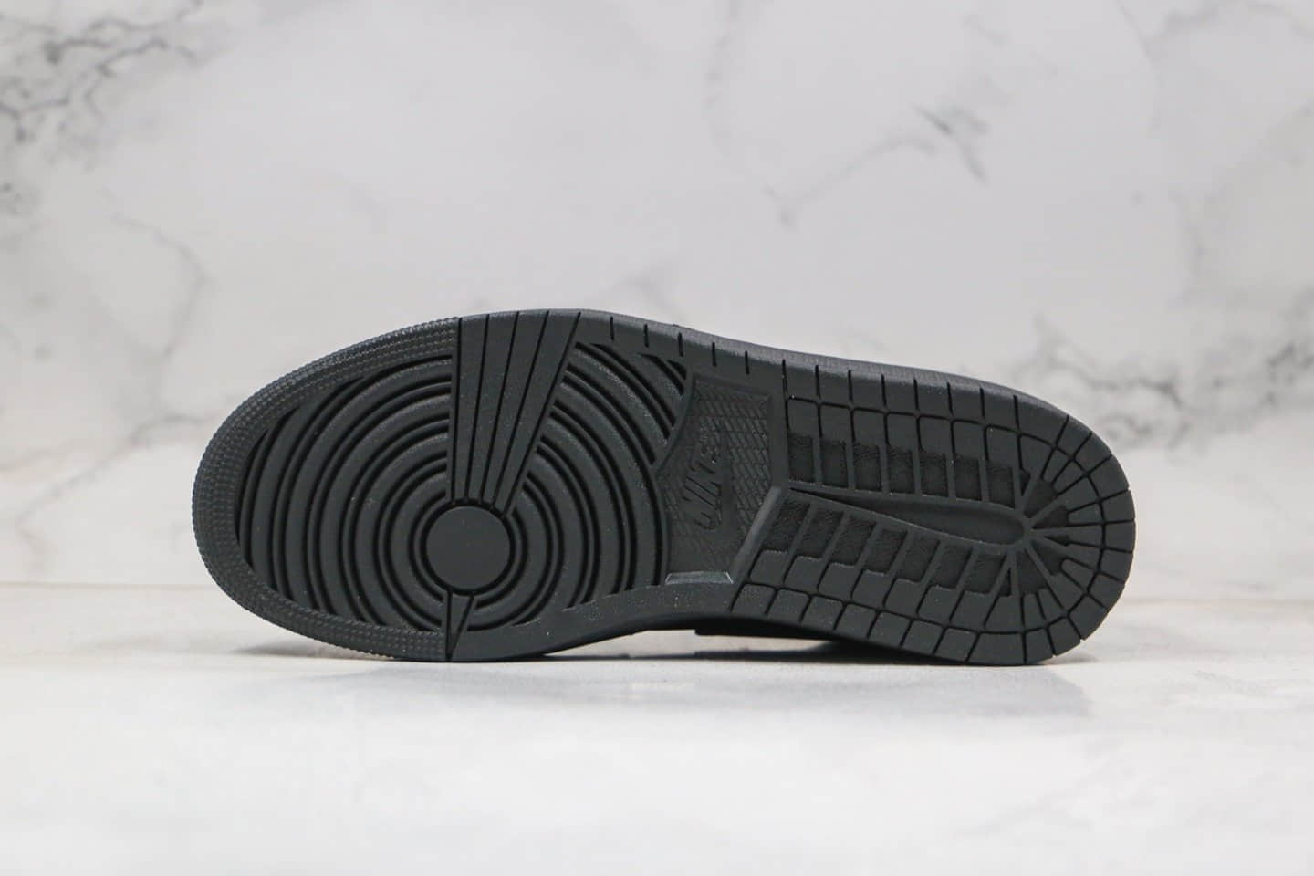 乔丹Air Jordan 1 Low纯原版本低帮AJ1纯黑内置真Sole气垫 货号:553558-056