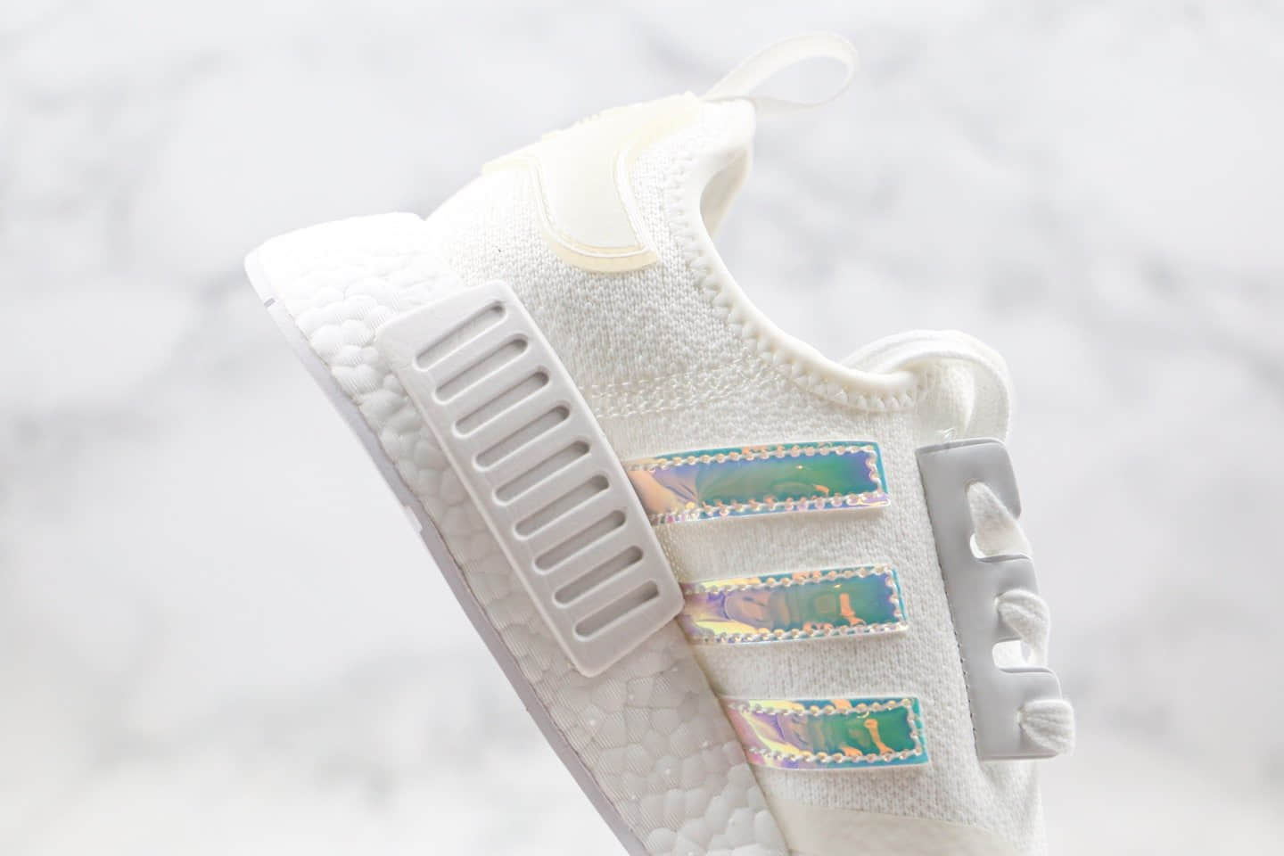阿迪达斯adidas NMD R1纯原版本爆米花针织网面休闲跑步鞋白镭射巴斯夫真爆 货号：FY1263