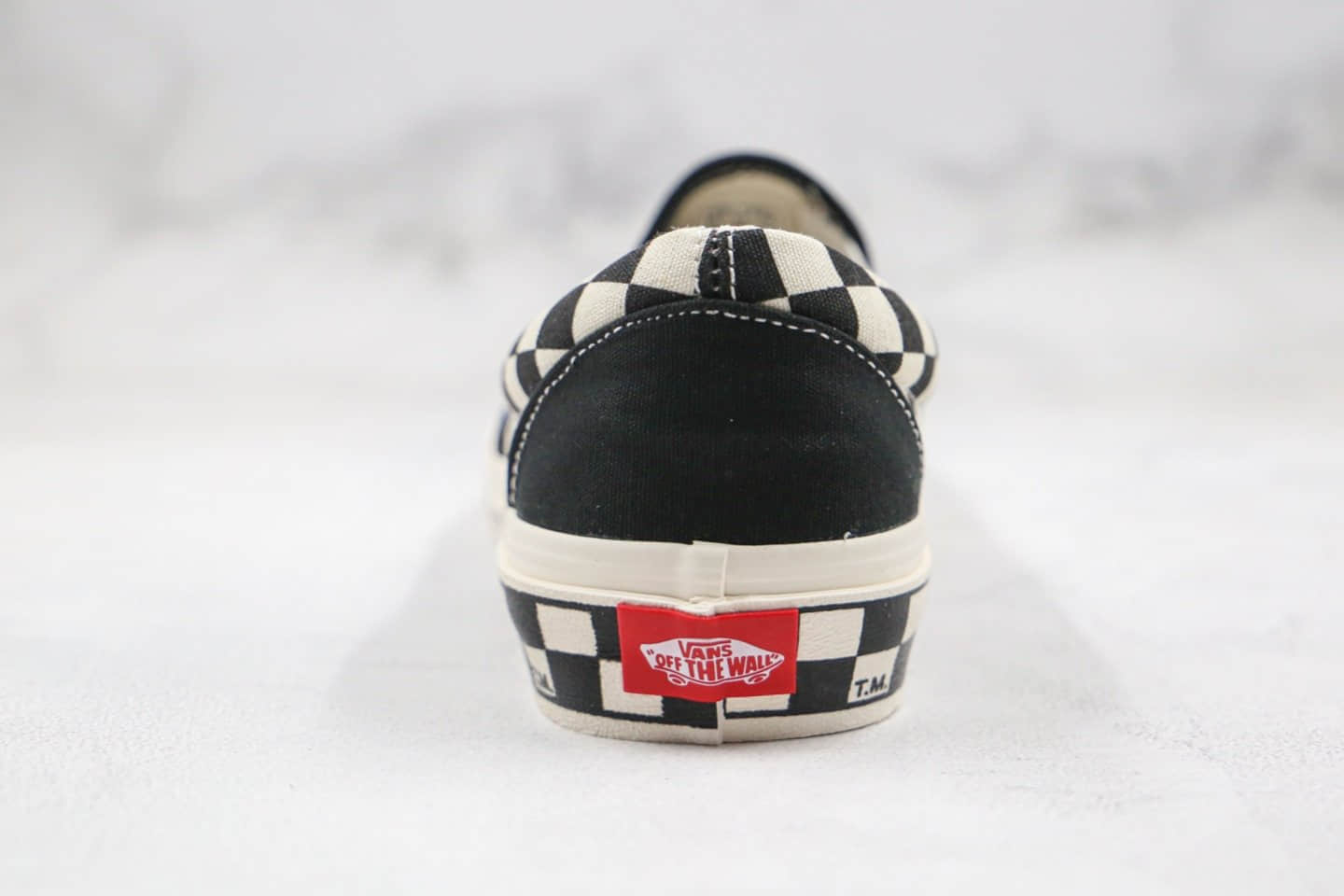 万斯Vans TM Slip On公司级版本低帮一脚蹬TM黑白色棋盘格子原盒原标 货号:T.M.-C10V