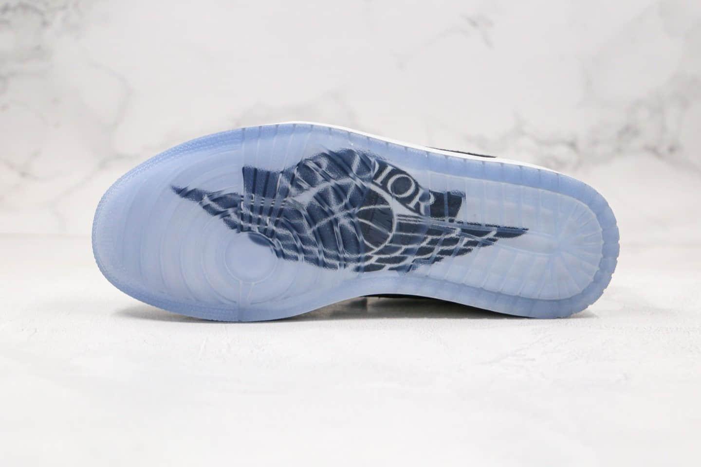 乔丹Air Jordan 1 x Dior纯原版本迪奥联名款低帮AJ1白灰色原厂吸磁鞋盒原档案数据开发 货号:CN8608-002