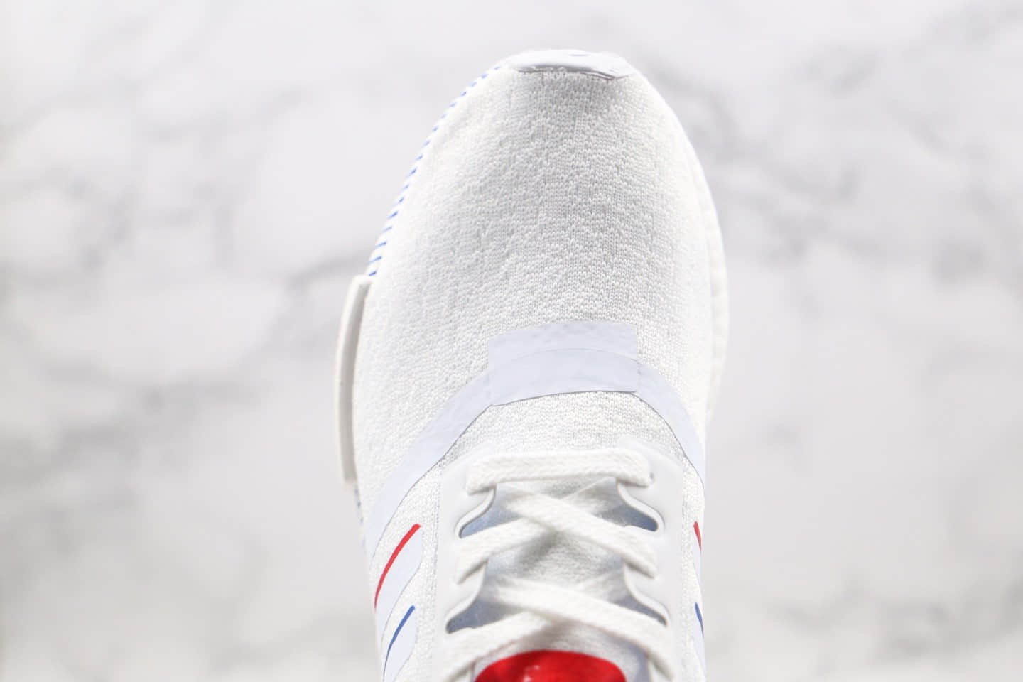阿迪达斯adidas NMD R1纯原版本爆米花跑鞋NMD日文撞色白彩虹配色内置真爆米花缓震大底 货号:FY1432
