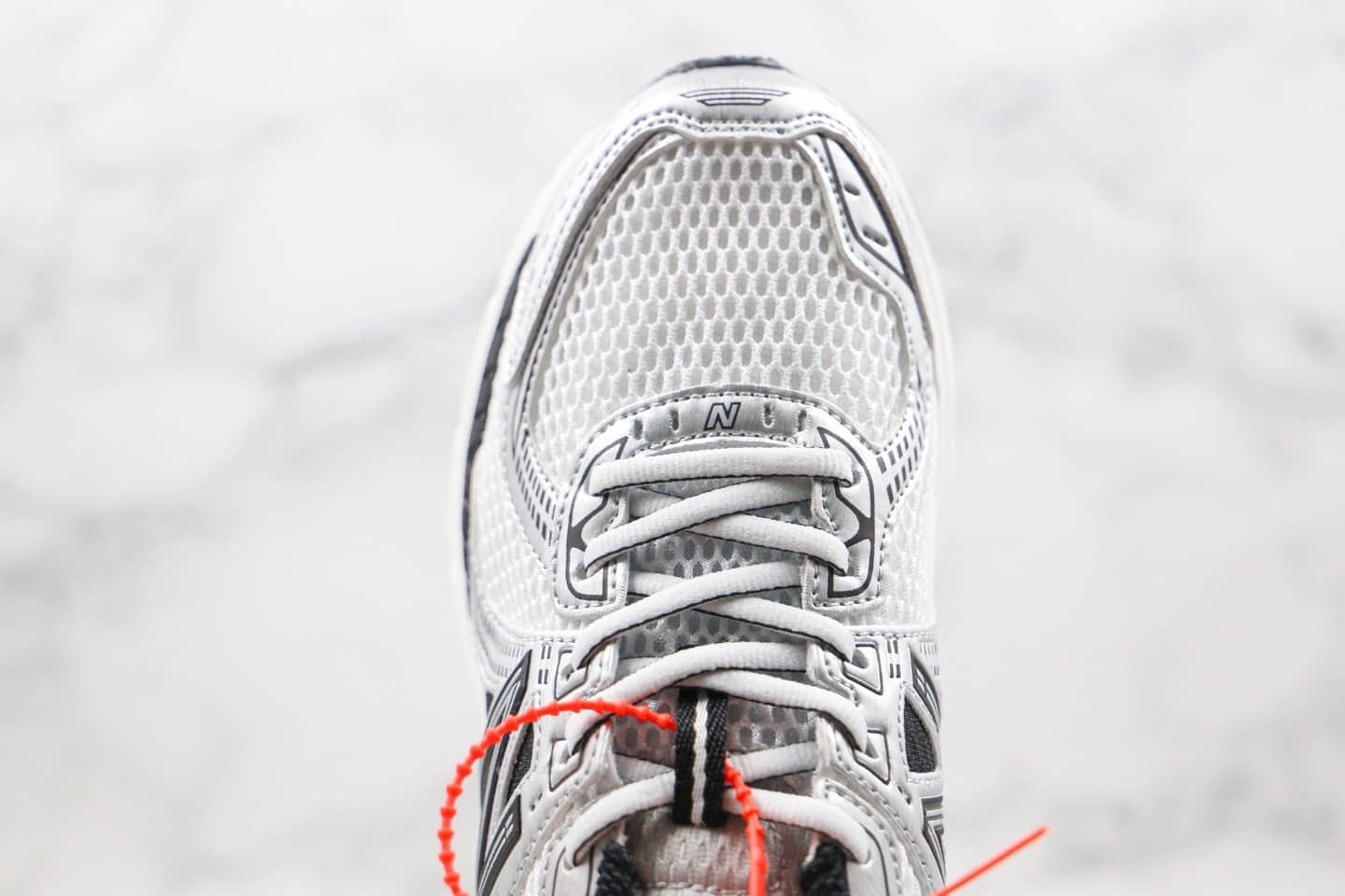 新百伦New Balance ML860复古慢跑老爹鞋纯原版本NB860白黑银色东莞中杰原厂材料原楦头纸板打造 货号:ML860XD