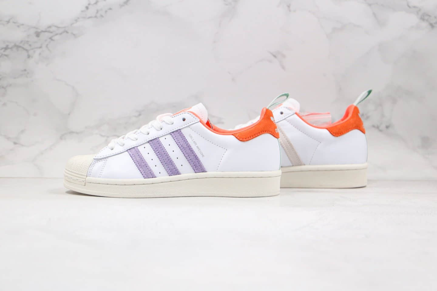 阿迪达斯Adidas Originals Superstar纯原版本三叶草贝壳头50周年米白科技紫橙鸳鸯配色板鞋原盒原标 货号:FW8087