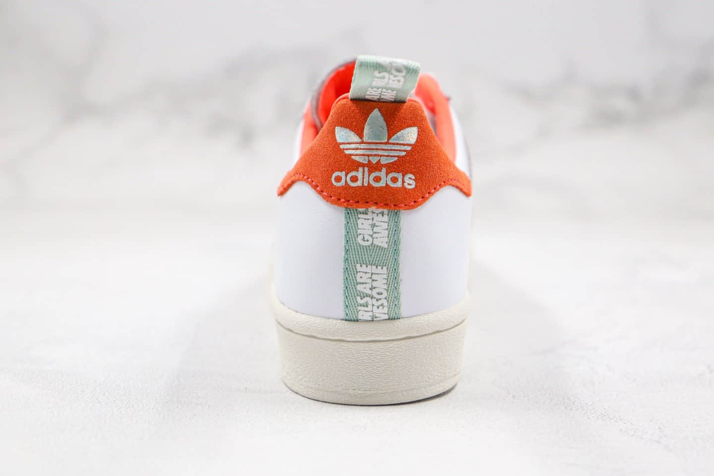 阿迪达斯Adidas Originals Superstar纯原版本三叶草贝壳头50周年米白科技紫橙鸳鸯配色板鞋原盒原标 货号:FW8087