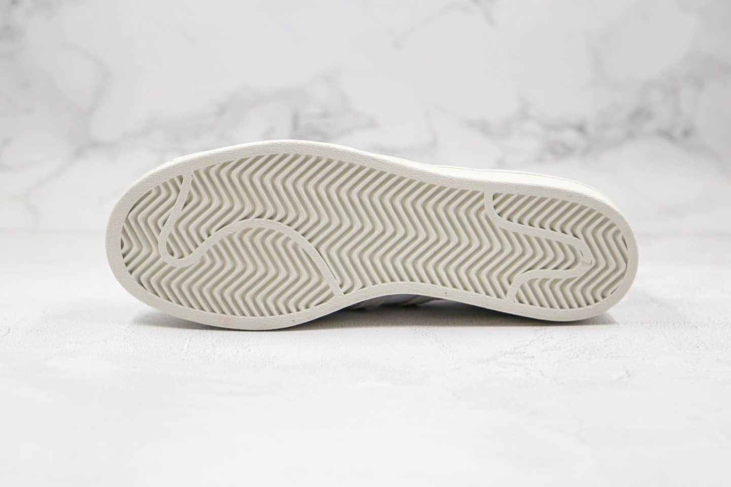 阿迪达斯Adidas Originals Superstar纯原版本三叶草贝壳头50周年米白科技紫橙鸳鸯配色板鞋原盒原标 货号:FW8087