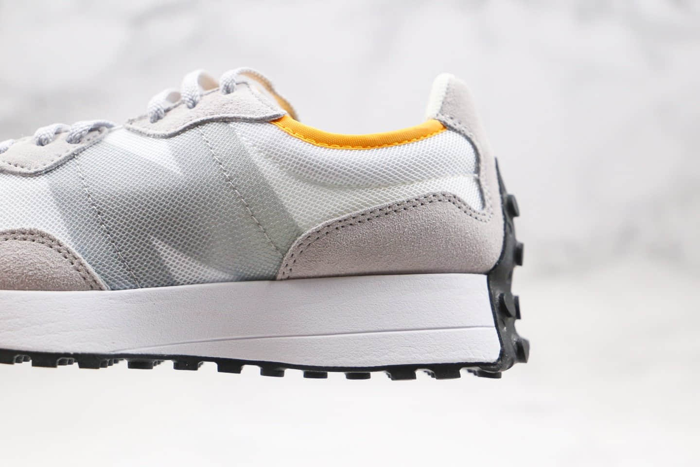 新百伦New Balance 327纯原版本复古慢跑鞋NB327白灰色原楦头纸板打造正确鞋面卡色 货号:WS327LAA