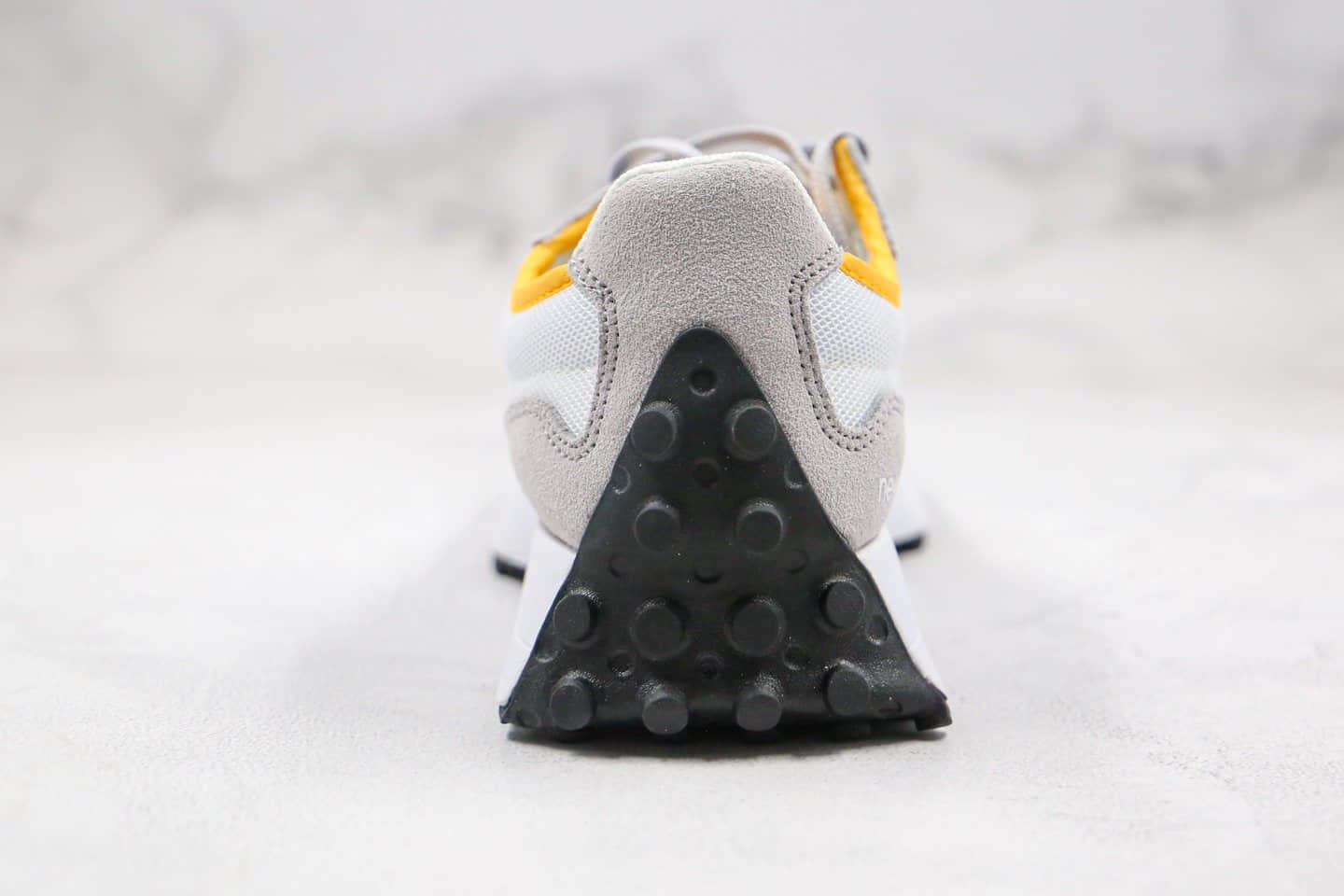 新百伦New Balance 327纯原版本复古慢跑鞋NB327白灰色原楦头纸板打造正确鞋面卡色 货号:WS327LAA