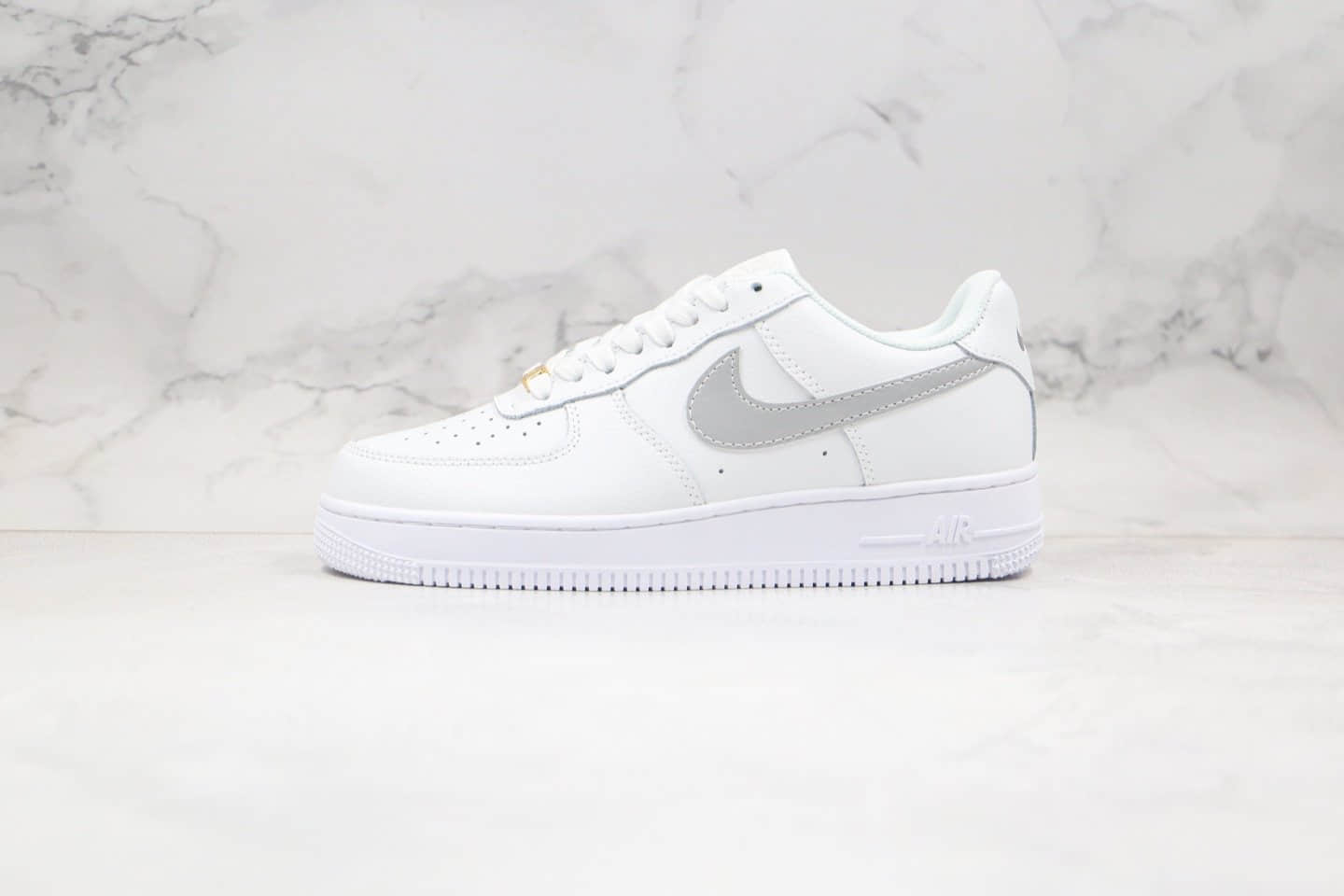 耐克Nike Air Force 1 Low公司级版本空军一号板鞋AF1白银3M反光原纸板开发 货号:AH0287-012