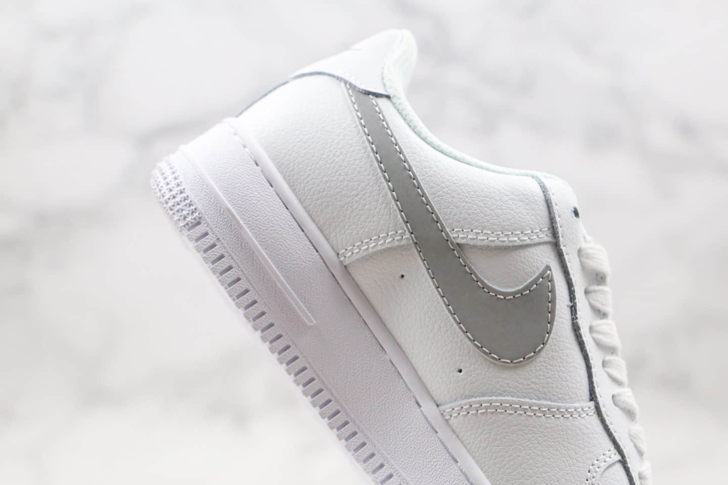 耐克Nike Air Force 1 Low公司级版本空军一号板鞋AF1白银3M反光原纸板开发 货号:AH0287-012