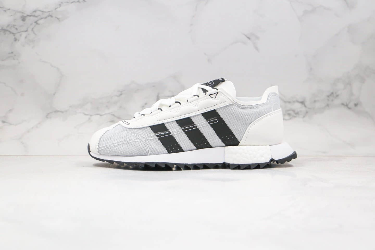 阿迪达斯Adidas SL 7600 3M反光配色王嘉尔同款纯原版本复古爆米花跑鞋白黑色原盒原标 货号:FV9796