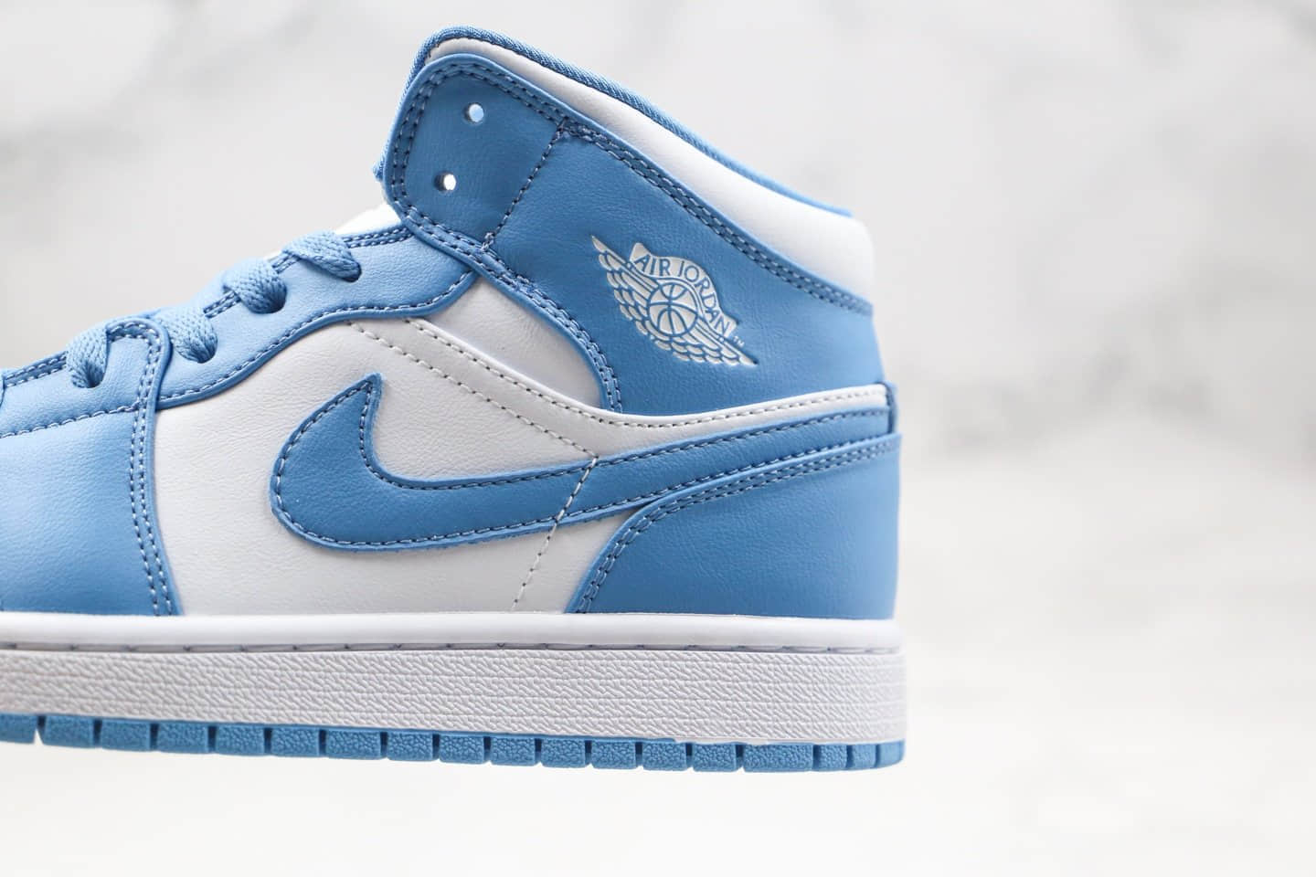 乔丹Air Jordan 1 Low纯原版本中帮AJ1北卡蓝配色原楦头纸板打造 货号:554724-106