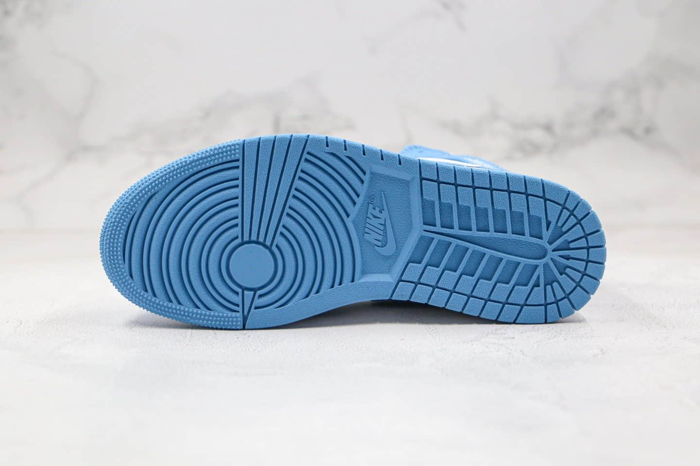 乔丹Air Jordan 1 Low纯原版本中帮AJ1北卡蓝配色原楦头纸板打造 货号:554724-106