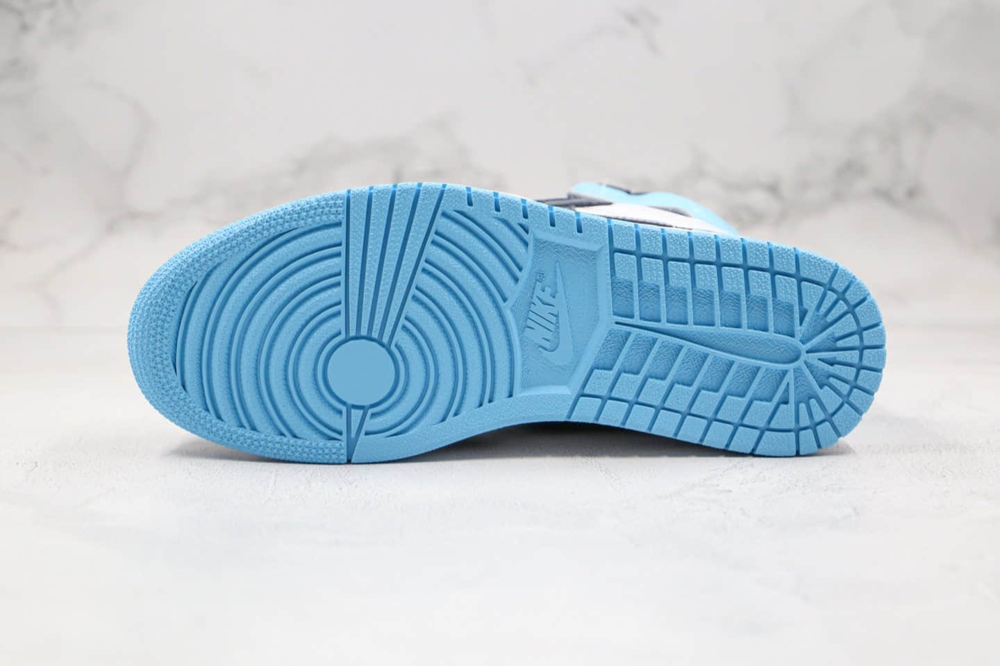 乔丹Air Jordan 1 Retro High OG“UNC Patent”纯原版本高帮AJ1全明星漆皮北卡蓝原鞋开发原盒原标 货号：CD0461-401