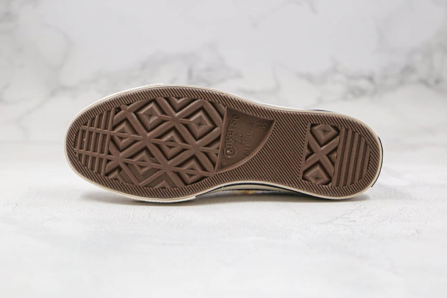 匡威Dior x Converse 1970S纯原版本迪奥联名款高帮帆布鞋香芋紫配色正确双围条硫化蓝底 货号:167862C