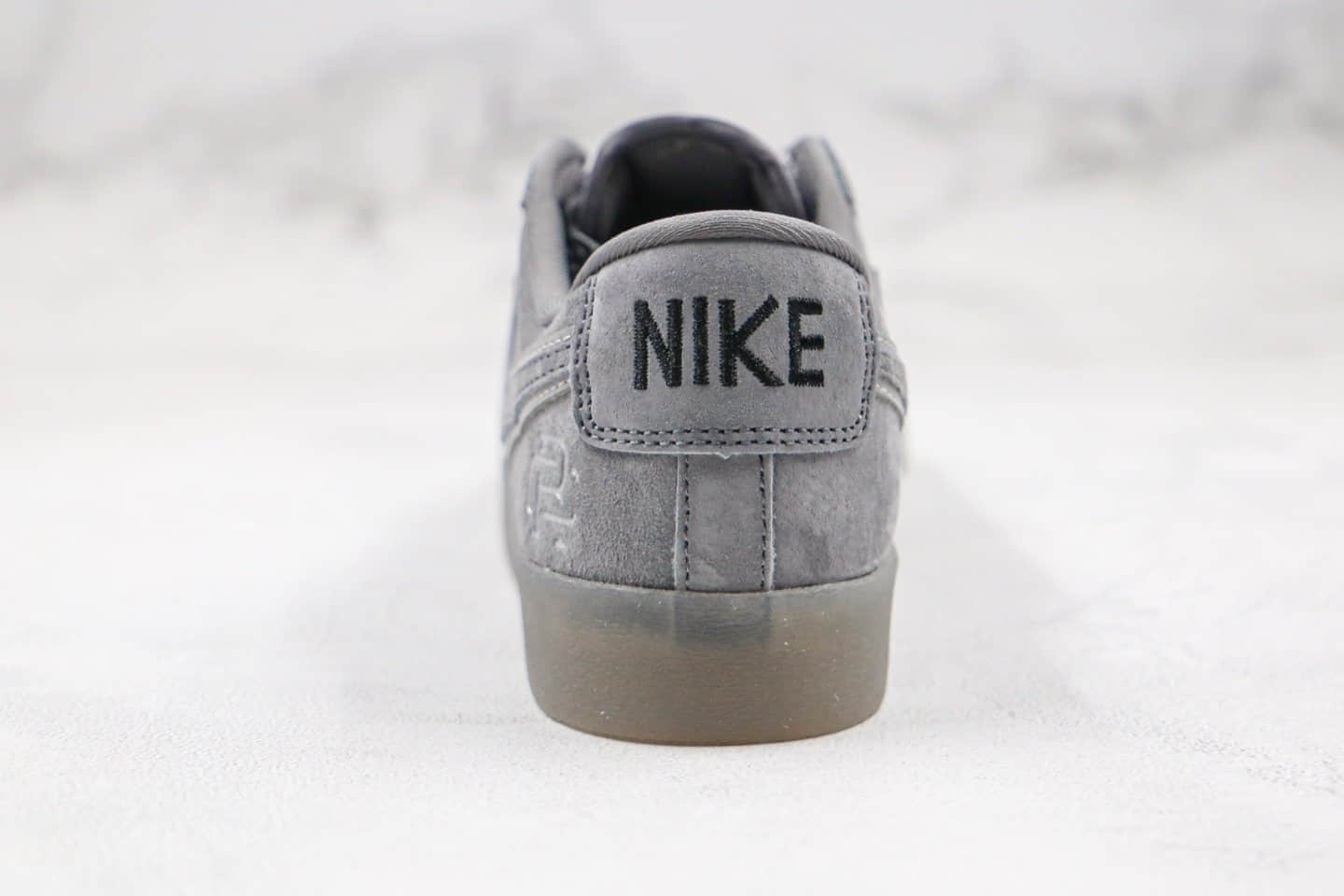 耐克Nike Blazer SB x Reigning Champ纯原版本卫冕冠军联名款低帮开拓者3M板鞋灰色麂皮原盒原标 货号:454471-900