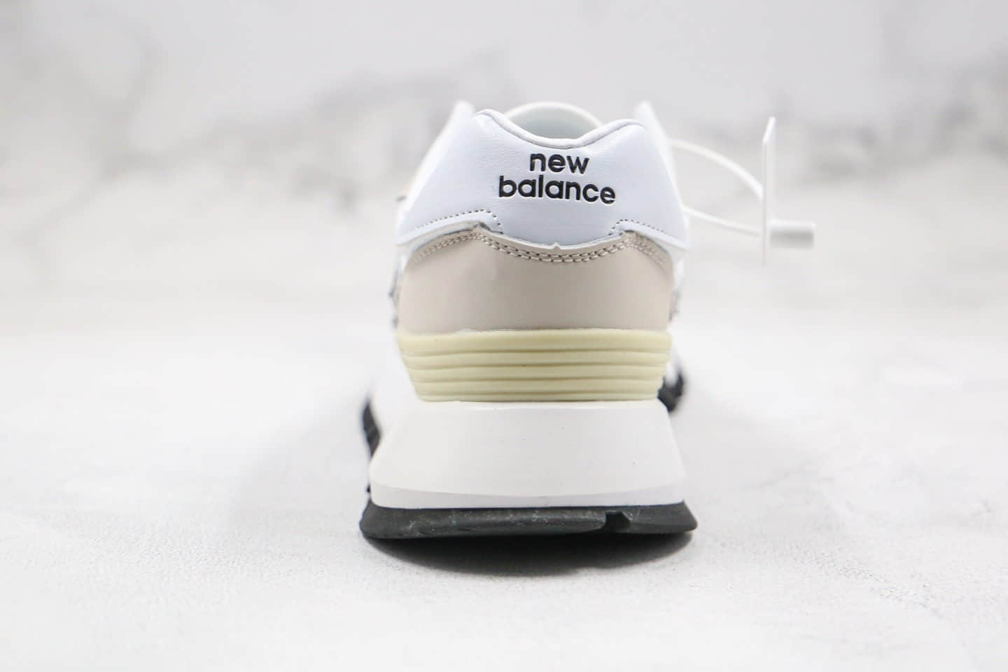 新百伦New Balance纯原版本复古老爹鞋NB1300米白黑色原盒原标区别市面通货版本 货号:WS1300WJ