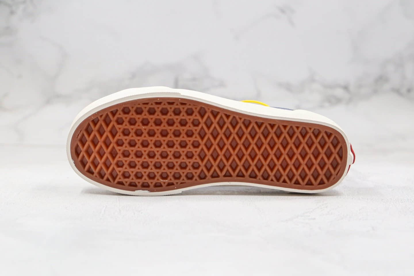 万斯Vans Style 36 Decon SF公司级版本低帮半月包头杀人鲸香芋紫色原厂硫化大底 货号:VN0A3MVLXLM