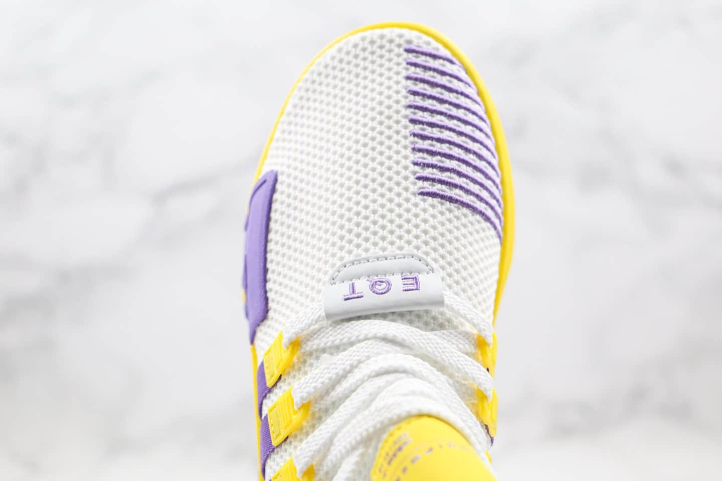 阿迪达斯Adidas EQT BASK ADV纯原版本科比纪念款湖人队主题配色三叶草EQT支撑者系列慢跑鞋白黄紫色 货号:FU9411