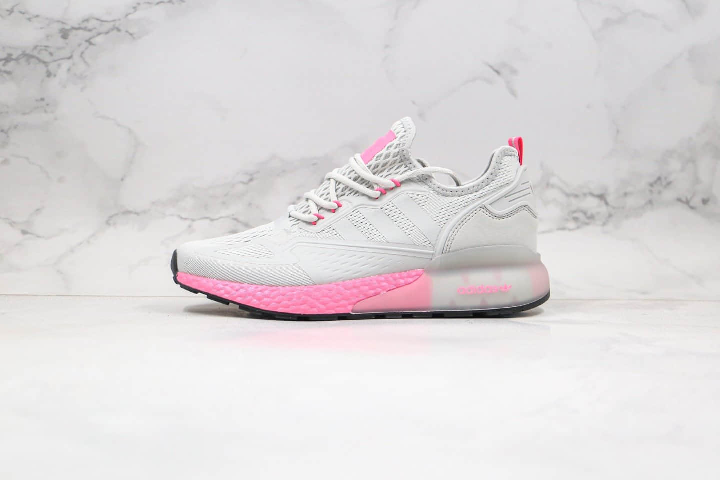 阿迪达斯Adidas Originals ZX 2K Boost纯原版本易烊千玺同款ZX 2K爆米花跑鞋灰粉色区别市面通货版本 货号:FV8099