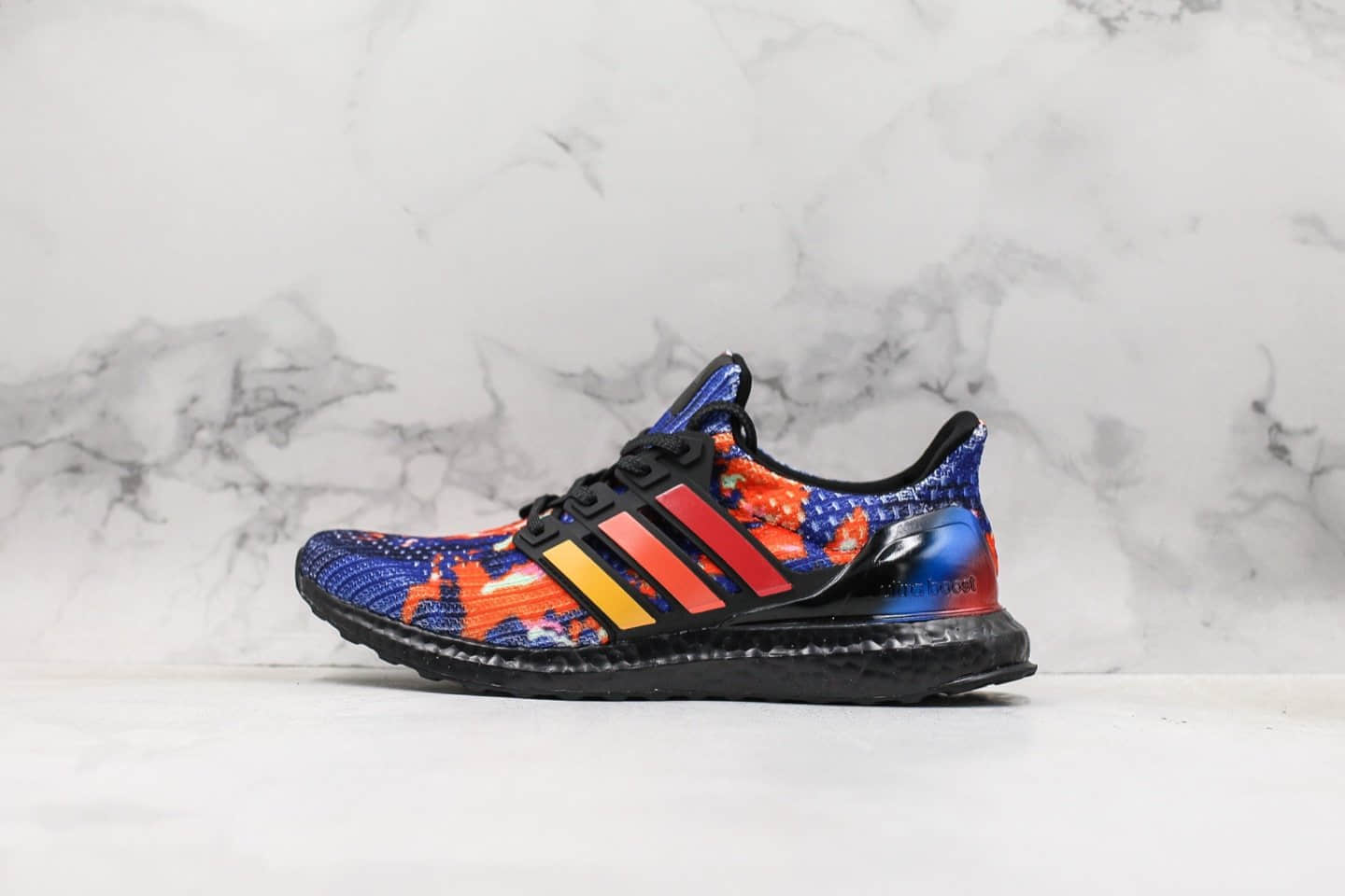阿迪达斯adidas Ultra Boost Rainy Season纯原版本爆米花跑鞋雨夜霓虹配色原档案数据开发原盒原标 货号:FV7279