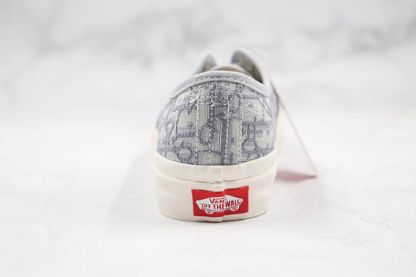 万斯Vans Aut x Dior纯原版本迪奥联名款低帮岩石灰色安纳海姆低帮板鞋正确Dior鞋面刺绣