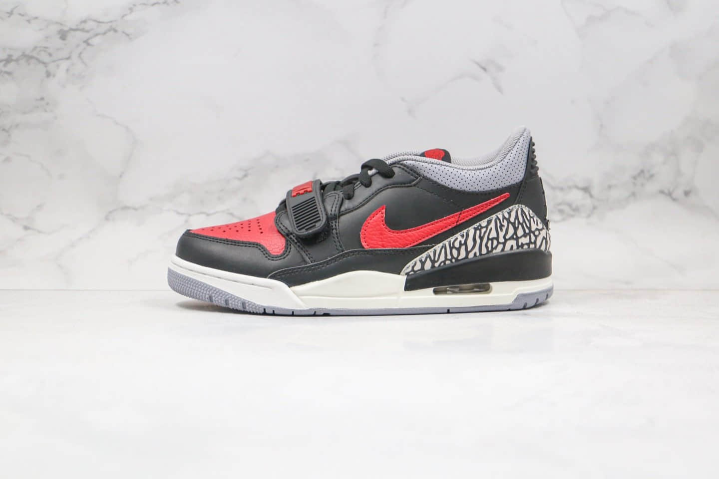 乔丹Air Jordan Legacy 312纯原版本低帮AJ312黑红色内置气垫原盒原标 货号：CD7069-006