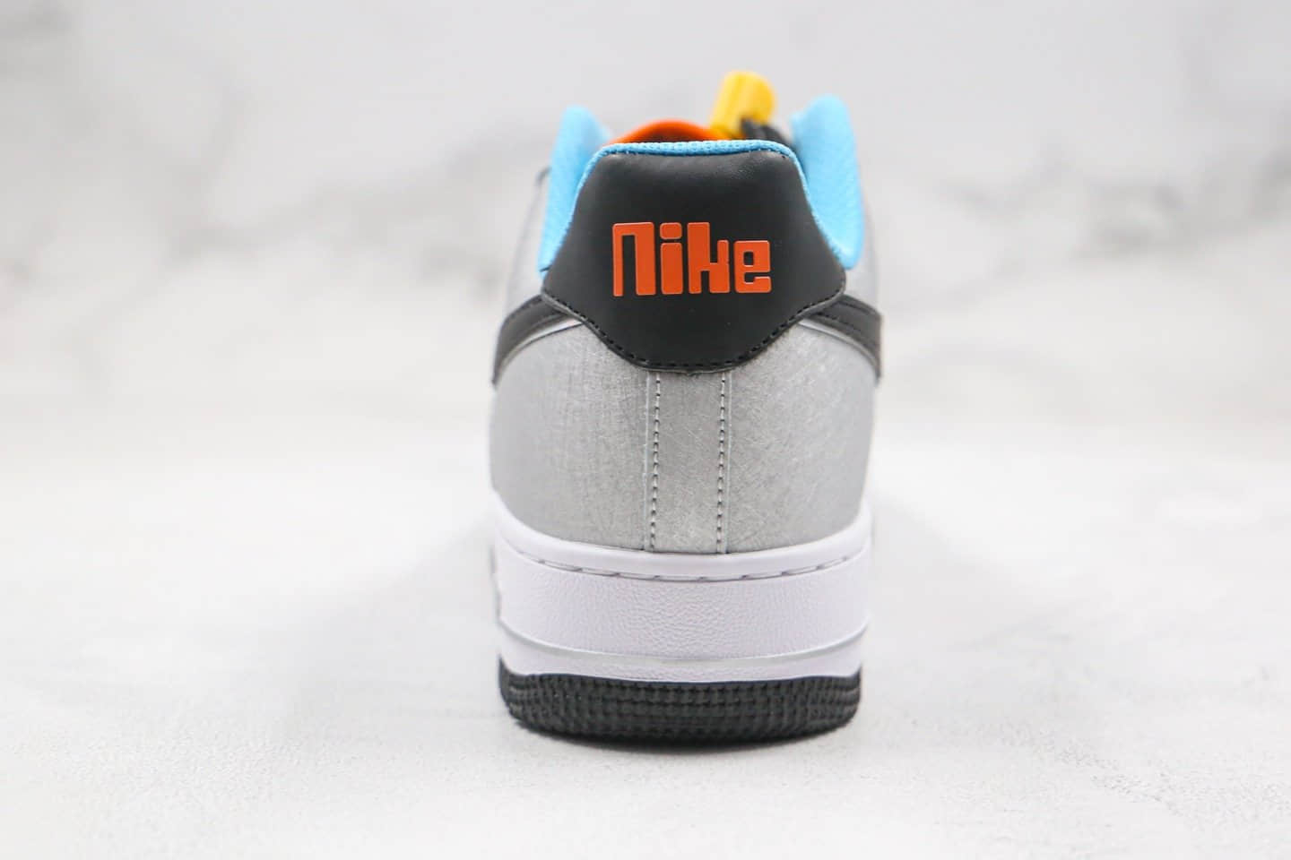耐克Nike Air Force 1 Sky Nike纯原版本低帮空军一号银蓝色抽绳板鞋内置气垫正确鞋面材质 货号:CW6011-001