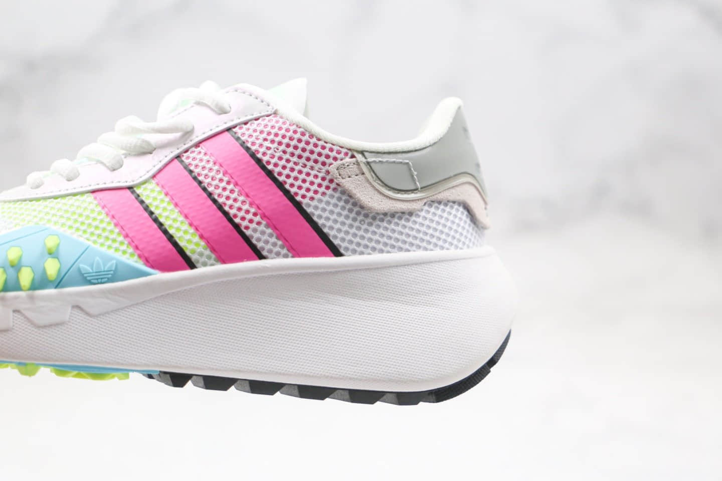 阿迪达斯Adidas Originals Marathon Running纯原版本三叶草幻影马拉松增高慢跑鞋粉绿色原楦头纸板打造 货号:CT8697