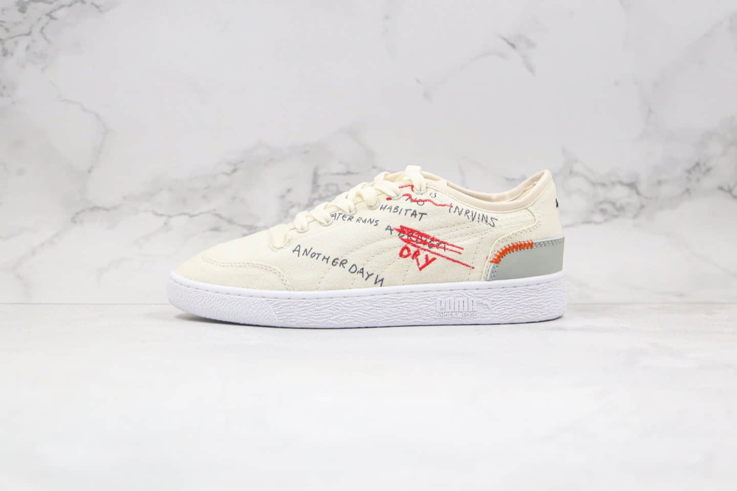 彪马Puma x Central Saint Martins Ralph纯原版本节约用水联名款低帮字母涂鸦米白色板鞋原盒原标 货号:372713-01