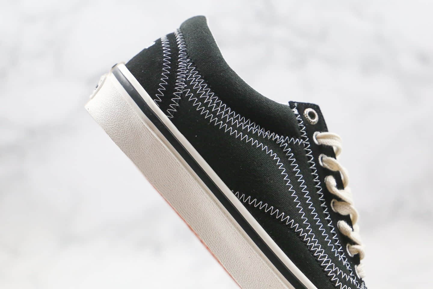 万斯Sandy Liang x Vans Old Skool公司级版本设计师联名限量帆布鞋黑白缝线高清洁化硫工艺