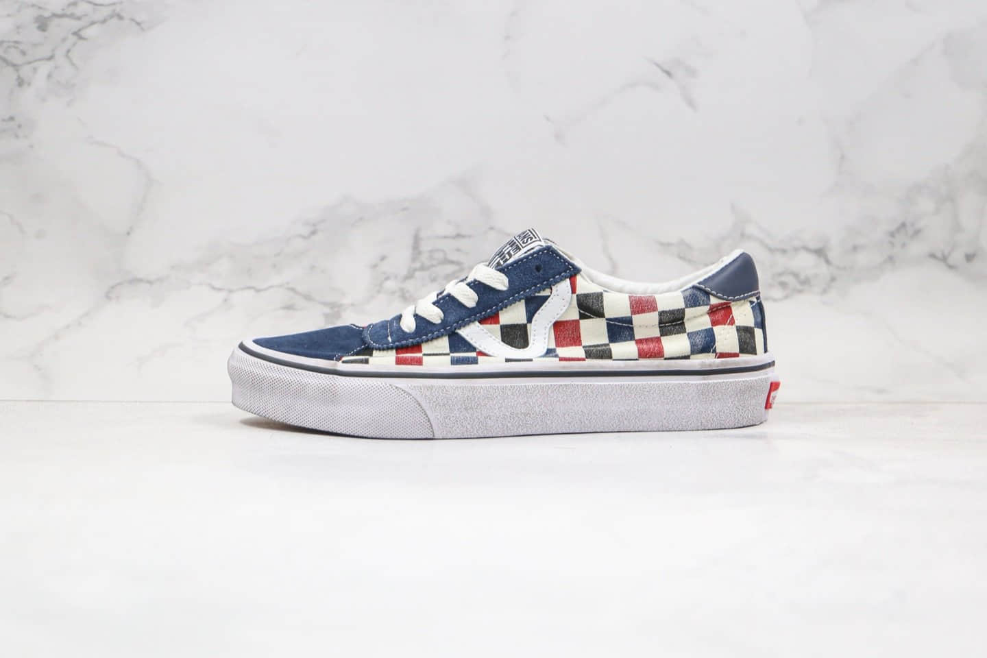 万斯Vans Sport公司级版本余文乐大V水洗做旧低帮棋盘格子硫化板鞋蓝彩色原楦头纸板打造 货号:VN0A4BU6WO2