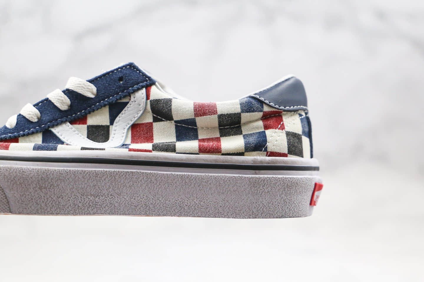 万斯Vans Sport公司级版本余文乐大V水洗做旧低帮棋盘格子硫化板鞋蓝彩色原楦头纸板打造 货号:VN0A4BU6WO2