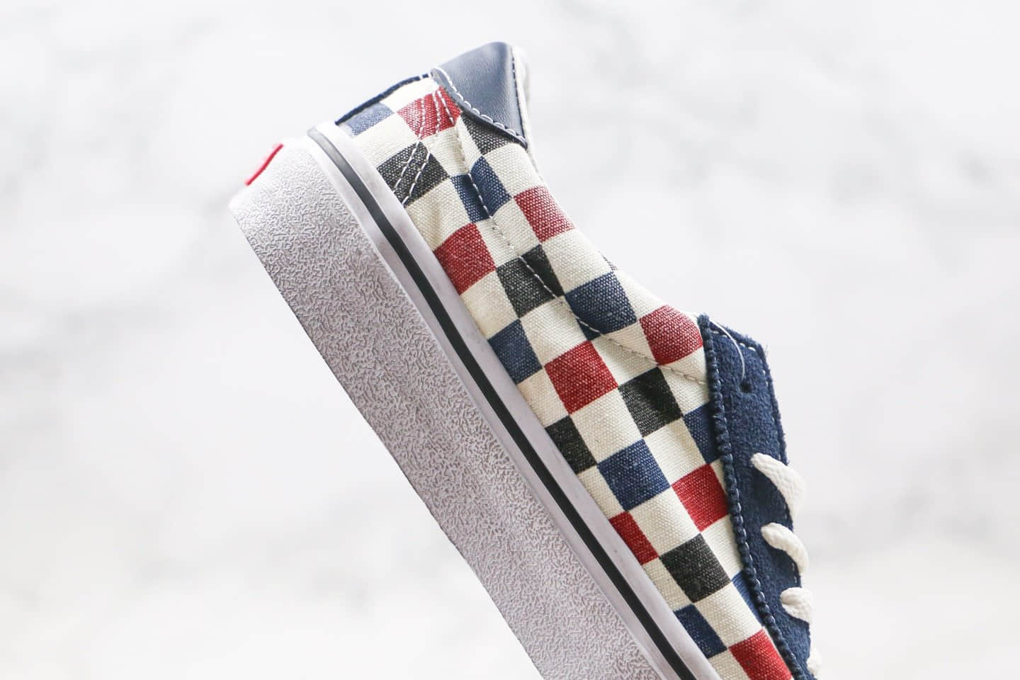 万斯Vans Sport公司级版本余文乐大V水洗做旧低帮棋盘格子硫化板鞋蓝彩色原楦头纸板打造 货号:VN0A4BU6WO2