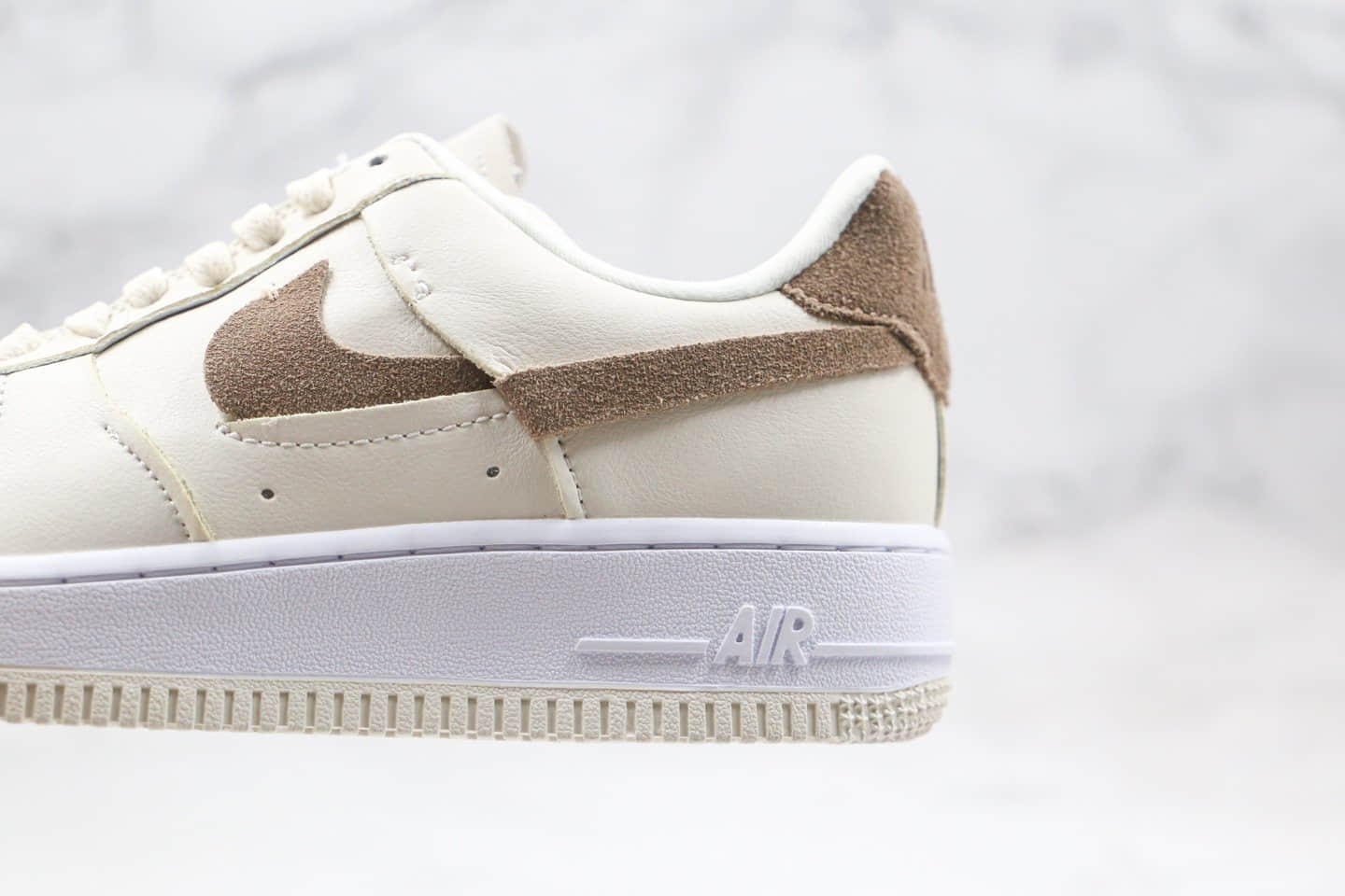 耐克Nike Air Force 1 Vandalized纯原版本低帮空军一号鸳鸯断勾米白棕粉色板鞋内置气垫 货号:DC1425-100