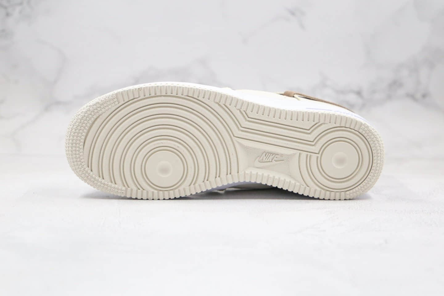 耐克Nike Air Force 1 Vandalized纯原版本低帮空军一号鸳鸯断勾米白棕粉色板鞋内置气垫 货号:DC1425-100