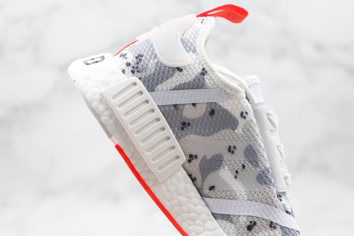 阿迪达斯adidas NMD R1纯原版本爆米花NMD跑鞋迷彩灰白色原盒原标区别市面通货版本 货号:G27933