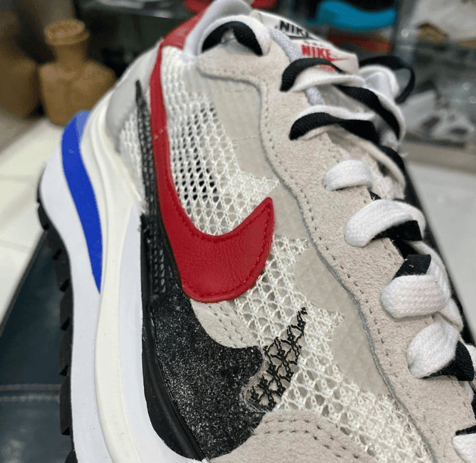 三款sacai x Nike VaporWaffle最新实物释出!