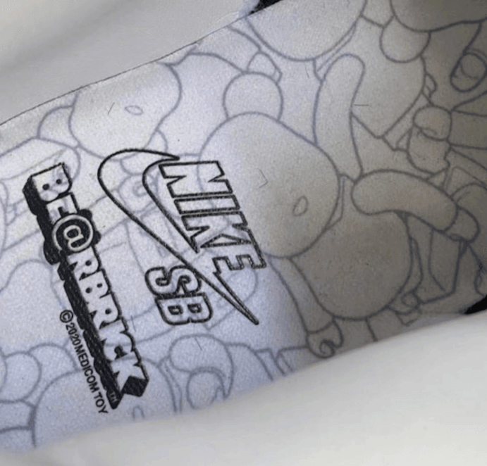 经典潮玩联名!积木熊Dunk SB下月登场! 货号:CZ5127-001