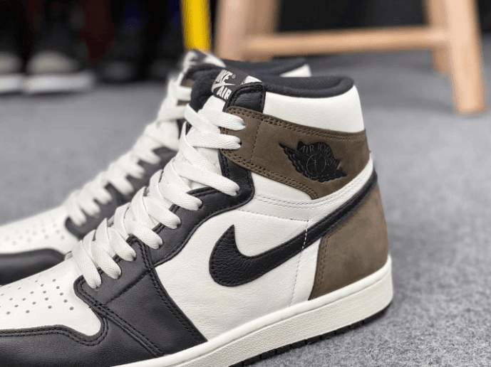 小倒钩AJ1实物美照曝光!TS联名平替! 货号:555088-105