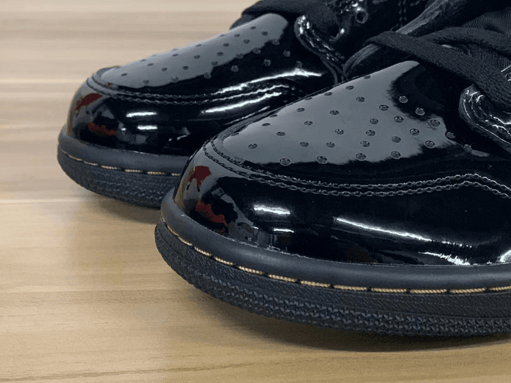 AJ1黑金漆皮最新实物细节曝光！潮人必备！ 货号：555088-032