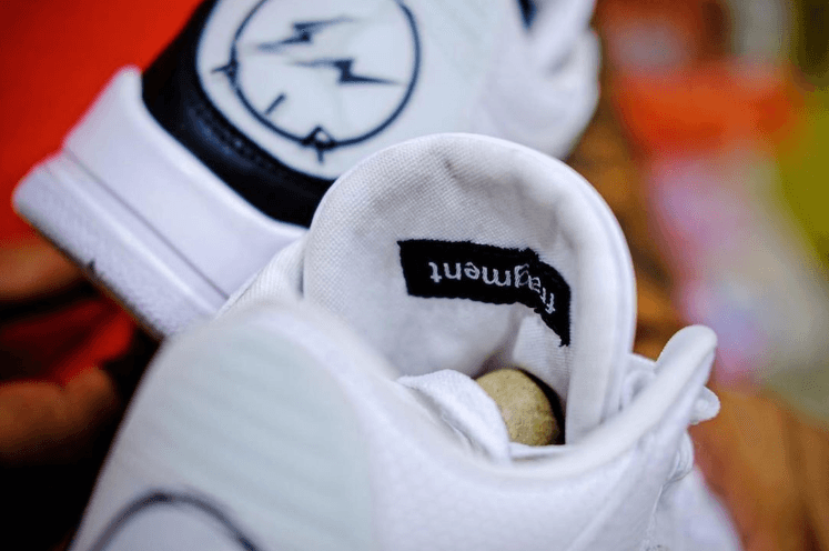 藤原浩闪电联名AJ3上脚美照释出!后跟细节超醒目! 货号:DA3595-100