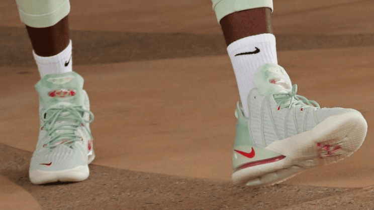 詹皇最新战靴 LeBron 18首度曝光!实战党必看!