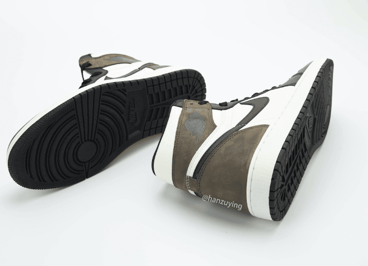 小倒钩AJ1最新实物图释出!暗藏黑脚趾! 货号:555088-105