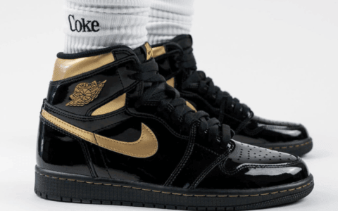 AJ1黑金漆皮上脚酷炫十足!奢华感爆棚! 货号:555088-032